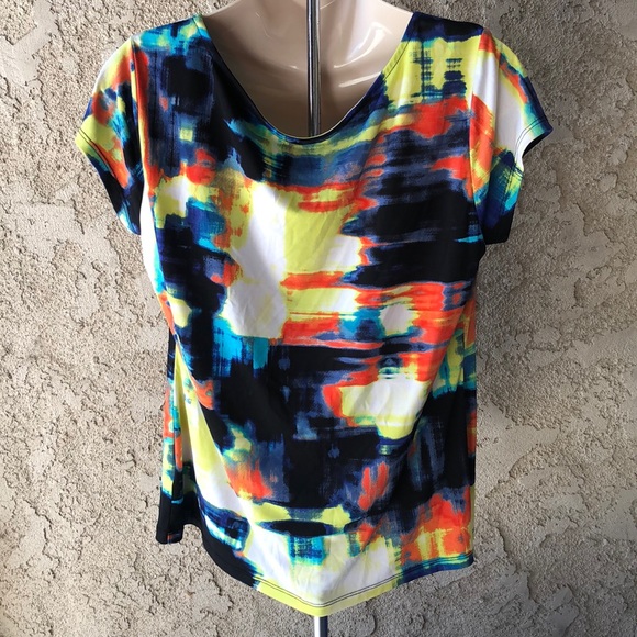 Top - Picture 2 of 4